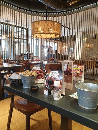 Roadhouse Restaurant